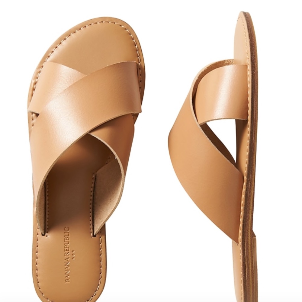 Crossover slide on sandals